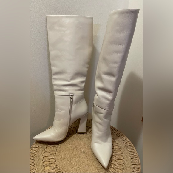 Steve Madden Ivory Padmy Boots - Picture 4 of 8